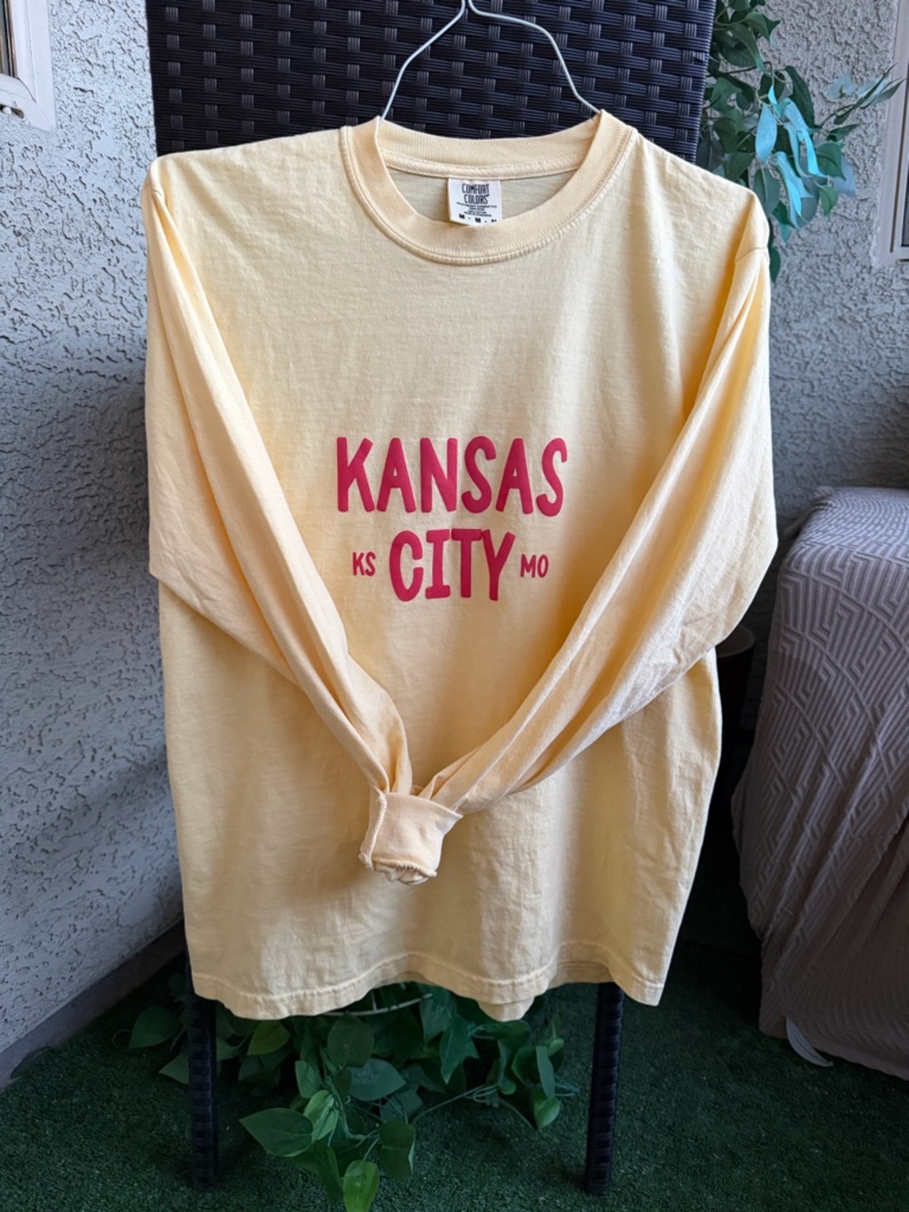 Kansas City Chiefs Long Sleeve Tee in Pale Yellow